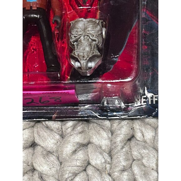 Bandai Stranger Things Lucas 4 Inch Action Figure - Picture 3 of 7